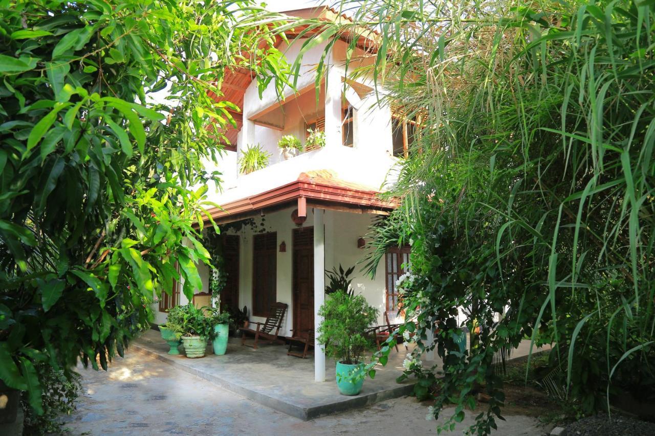 Eagle Homestay Tangalle Exterior foto