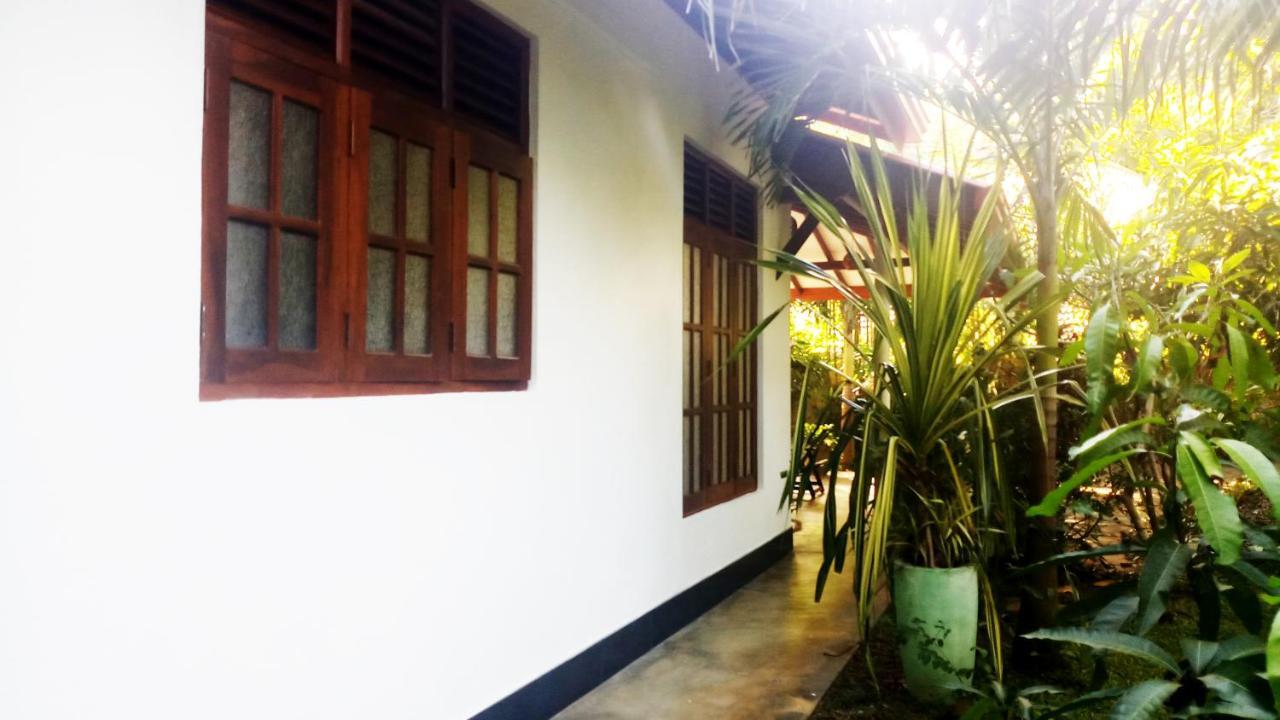 Eagle Homestay Tangalle Exterior foto